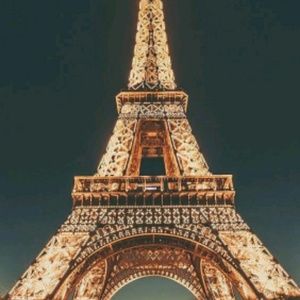 Meet your Posher, Violeta